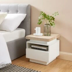 Table De Chevet à Led COSMOS Laqué Blanc Et Effet Chêne 1 Tiroir -Maison Jardin Élégance table de chevet a led cosmos laque blanc et effet chene 1 tiroir 1